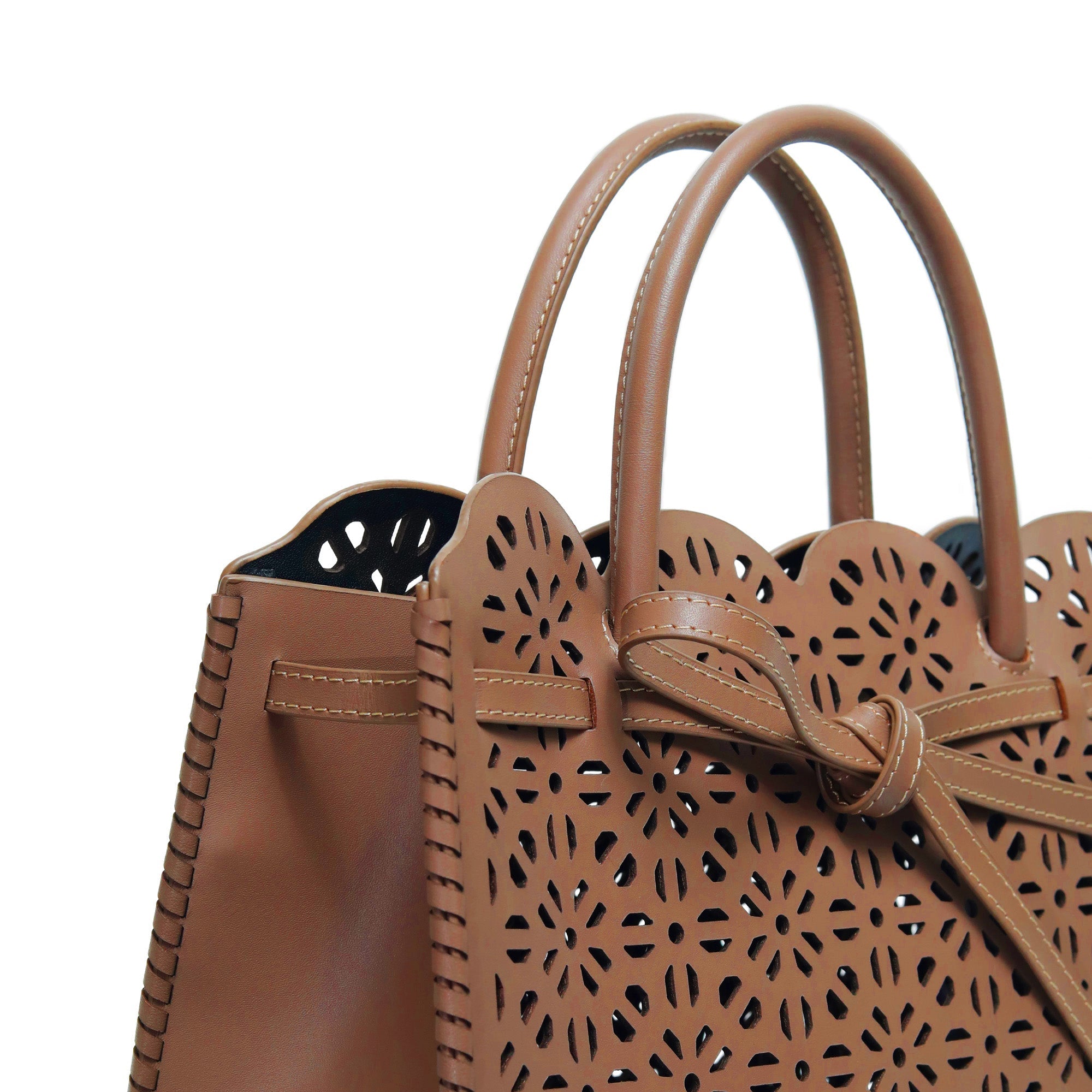 SABRINA MIDIELLA & GLO