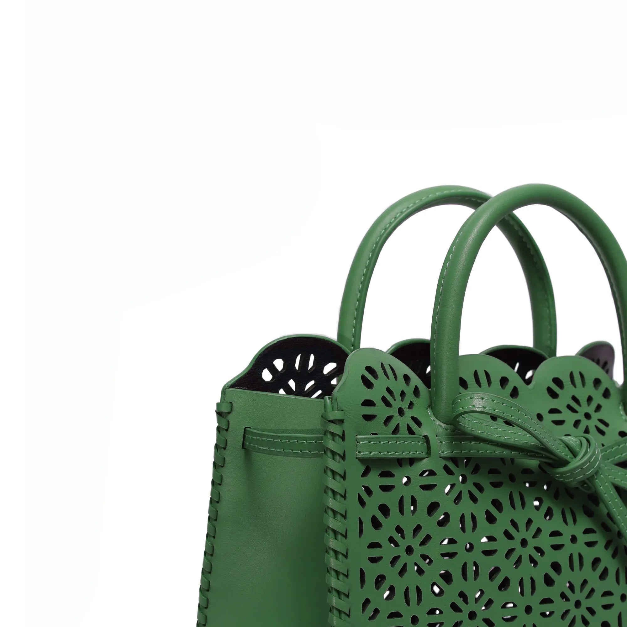 SABRINA MINIELLA & GLO